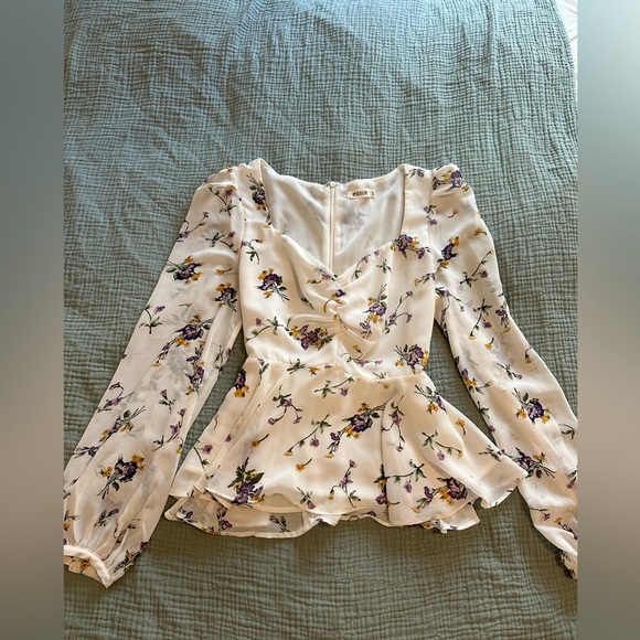 Top - Picture 1 of 4